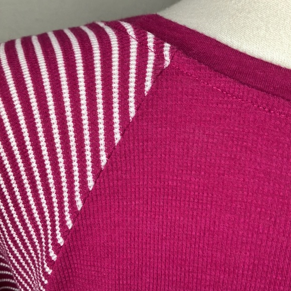 Gap Raspberry Baseball Thermal Tee - Picture 5 of 5
